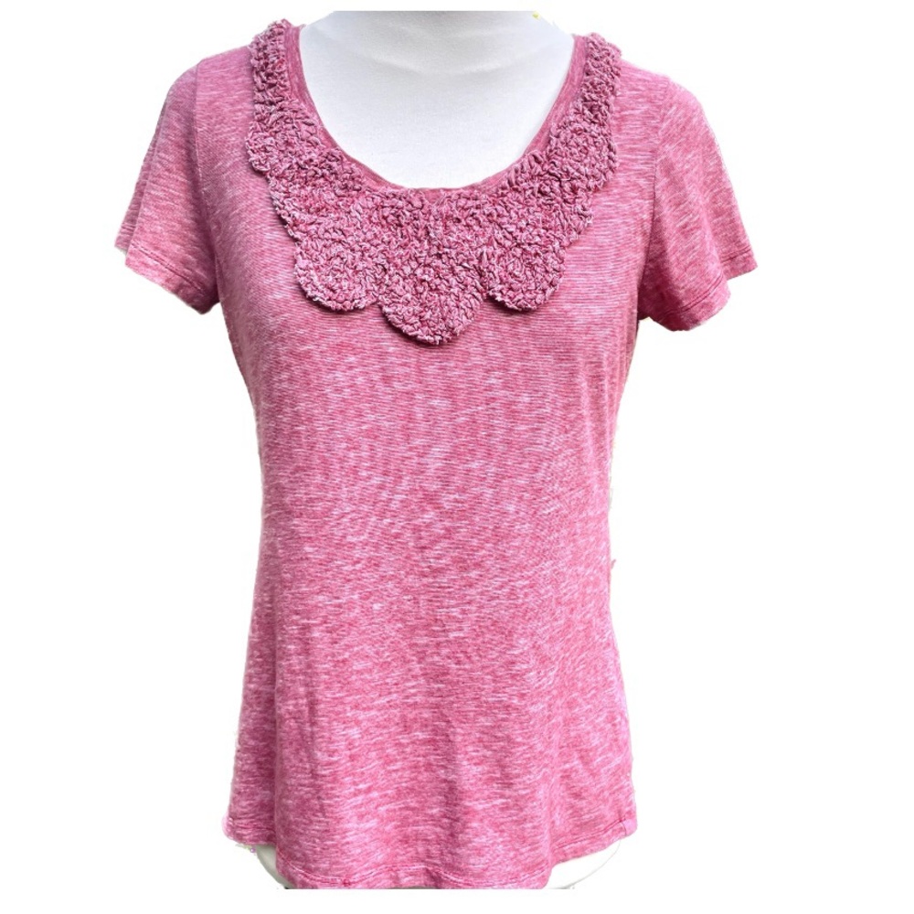 Merona Embellished T-shirt Heathered Red and White Size Medium